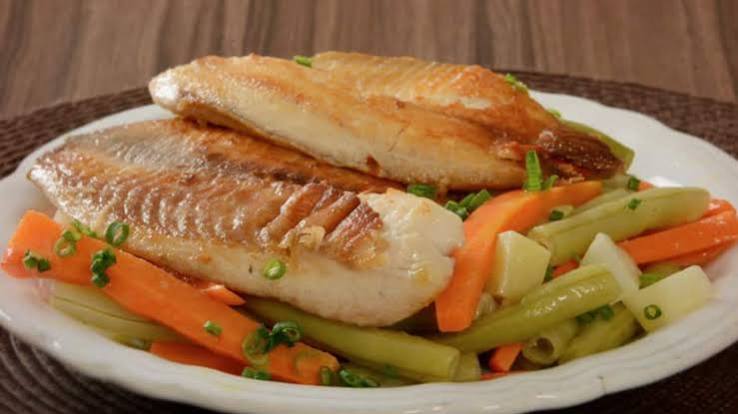 Peixe Grelhado com Legumes