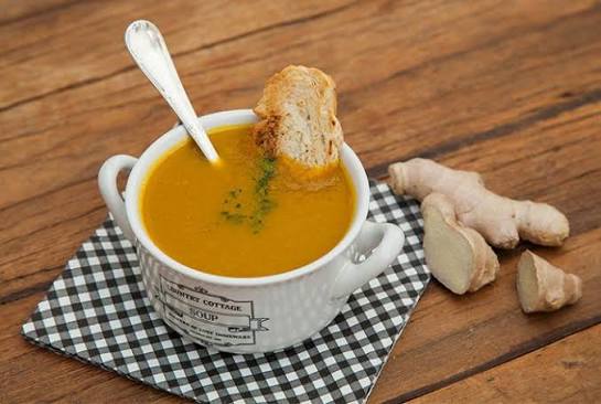 Sopa de Abóbora com Gengibre