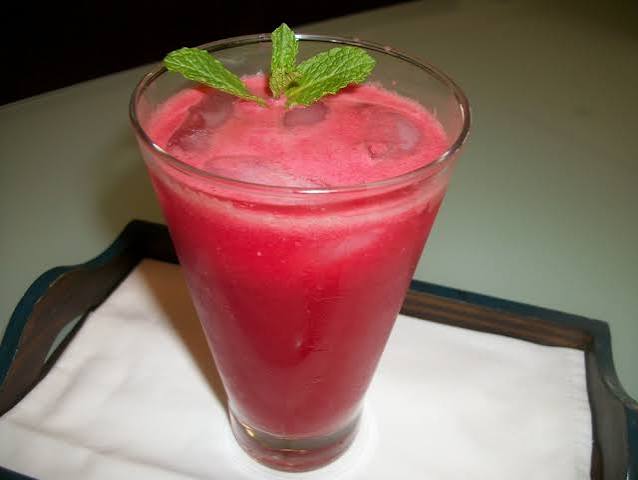Suco de Melancia com Hortelã